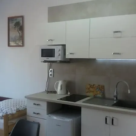 Quarto em Acomodações Particulares Goscinne Bemar