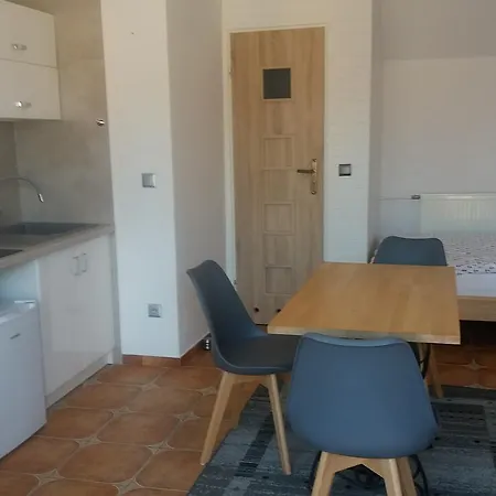 Goscinne Bemar Quarto em Acomodações Particulares