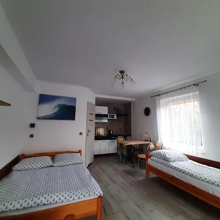 ホームステイ Goscinne Bemar