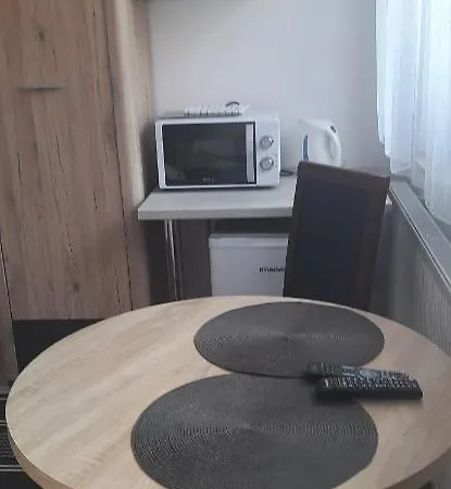 Goscinne Bemar Quarto em Acomodações Particulares *