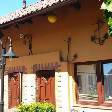 Goscinne Bemar ホームステイ *