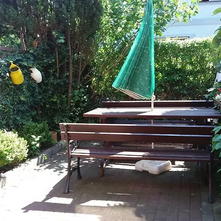 Goscinne Bemar ホームステイ