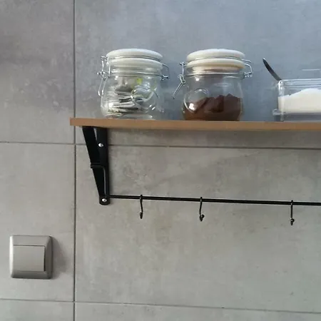 Quarto em Acomodações Particulares Goscinne Bemar *