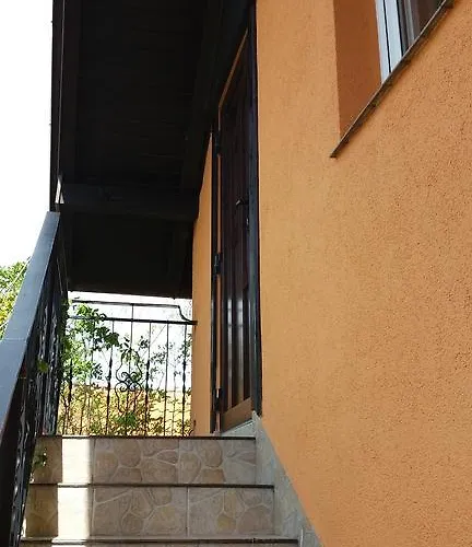 Goscinne Bemar Homestay