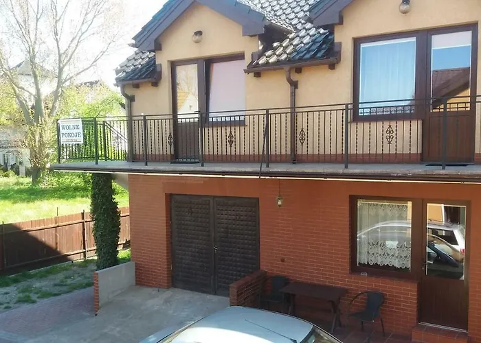 Goscinne Bemar Homestay *