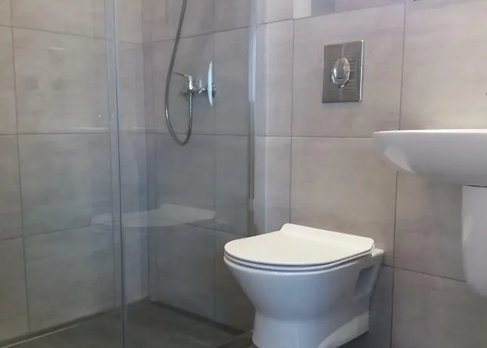 Goscinne Bemar Homestay *